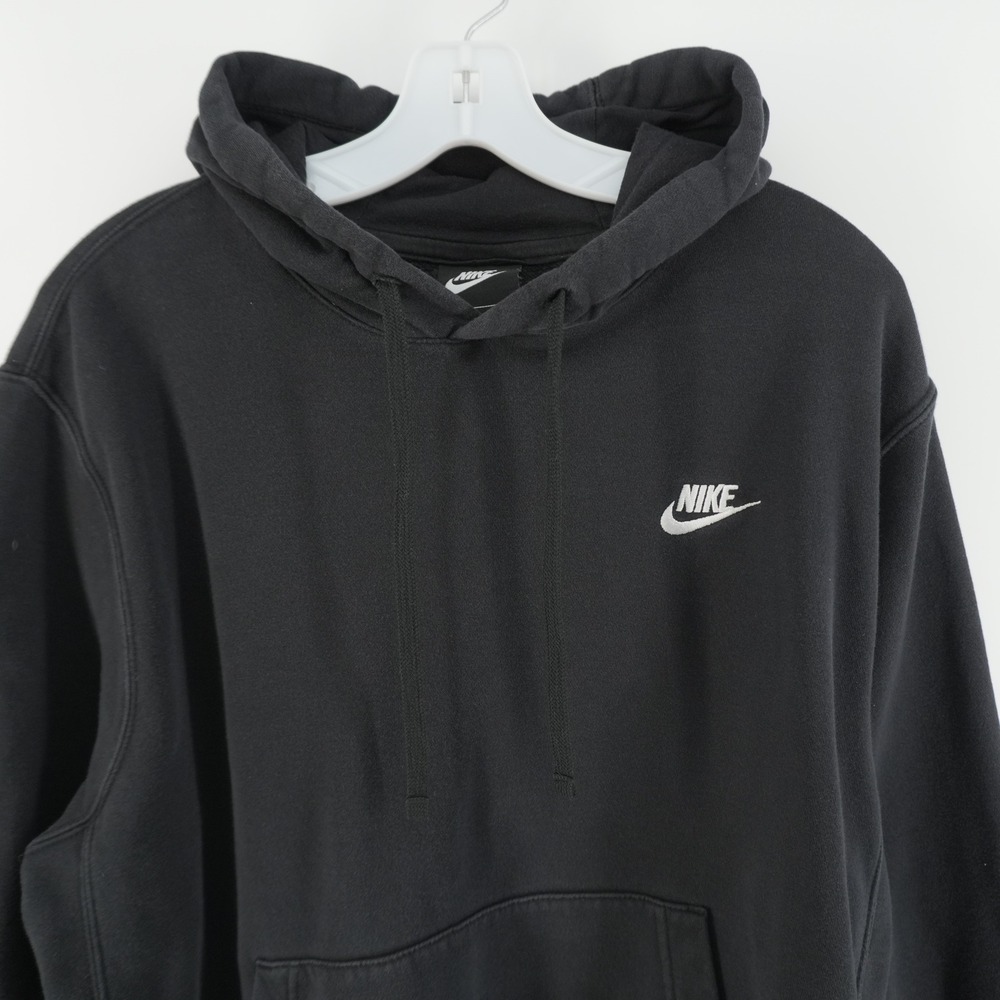 Nike Hoodie Mens Large Black Embroidered Swoosh Logo Club Fleece Pullover